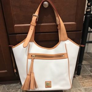 Brand new authentic Dooney And Bourke